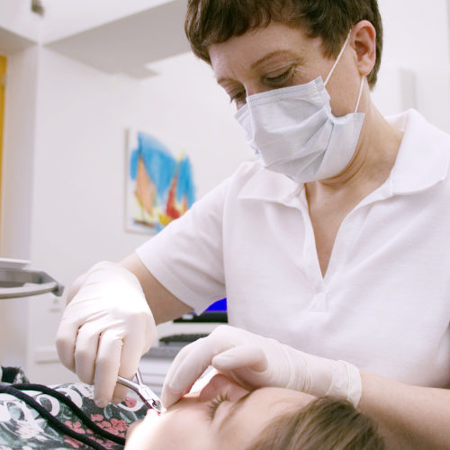 Einfühlsame Behandlung von Kindern